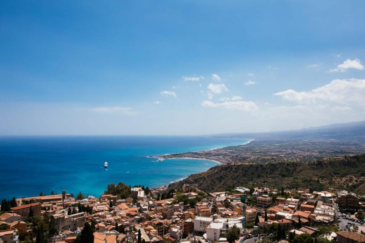 The View Luxury Apartments Taormina Eksteriør billede