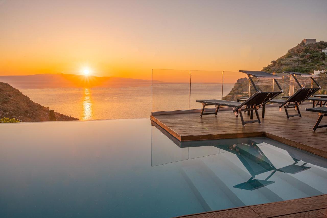 The View Luxury Apartments Taormina Eksteriør billede